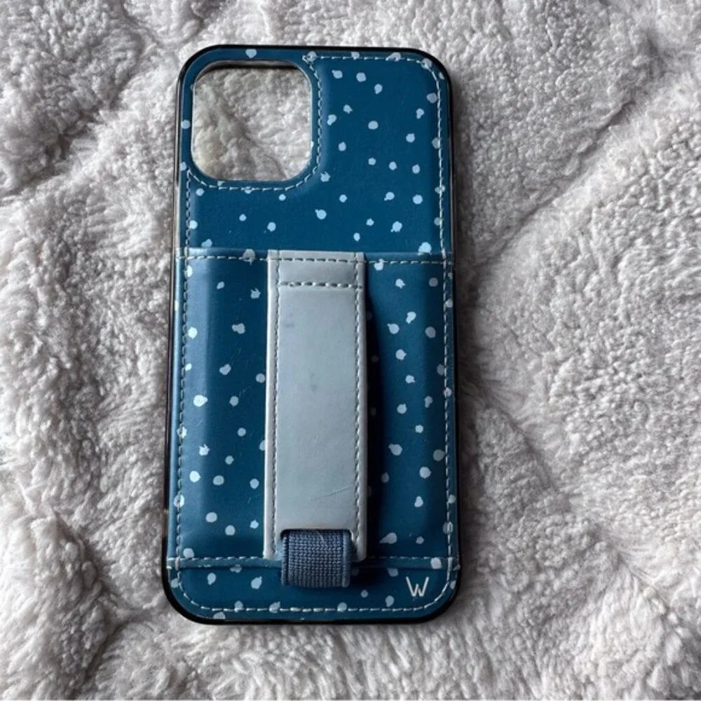 Walli | Blue and White 